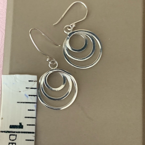 Sterling silver earrings - Picture 3 of 3